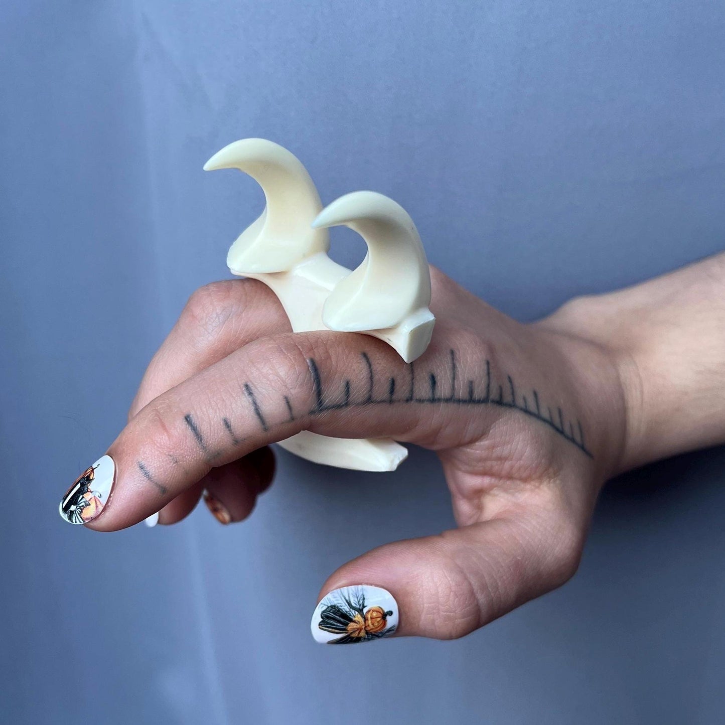 Handheld Claws - Bone Pair