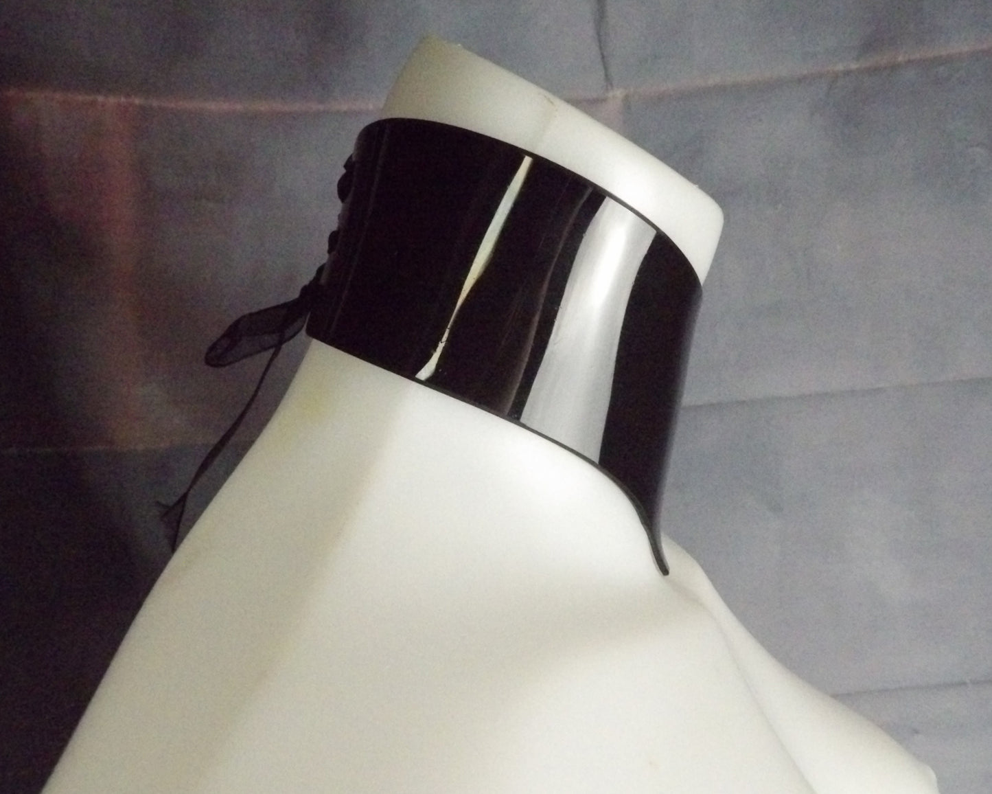 Black Pointed PVC Collar