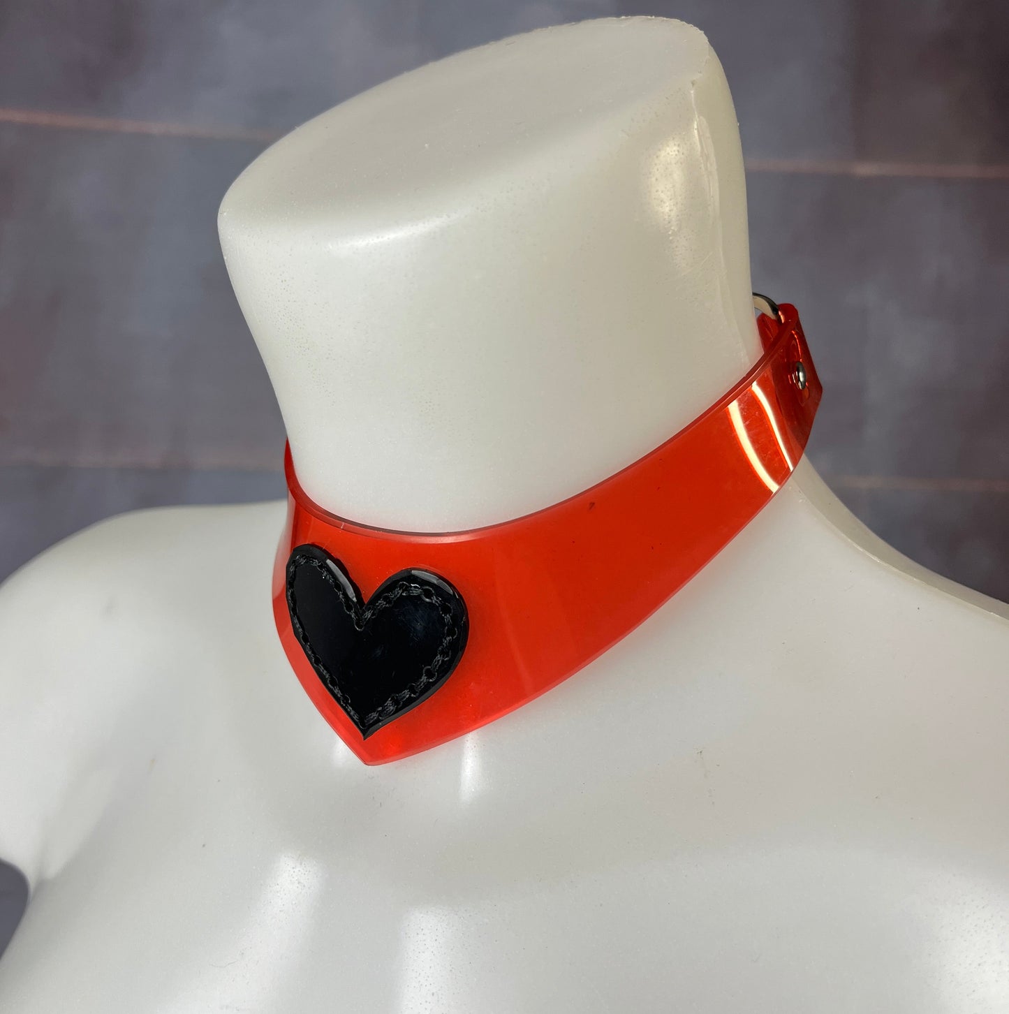 Red Heart Choker