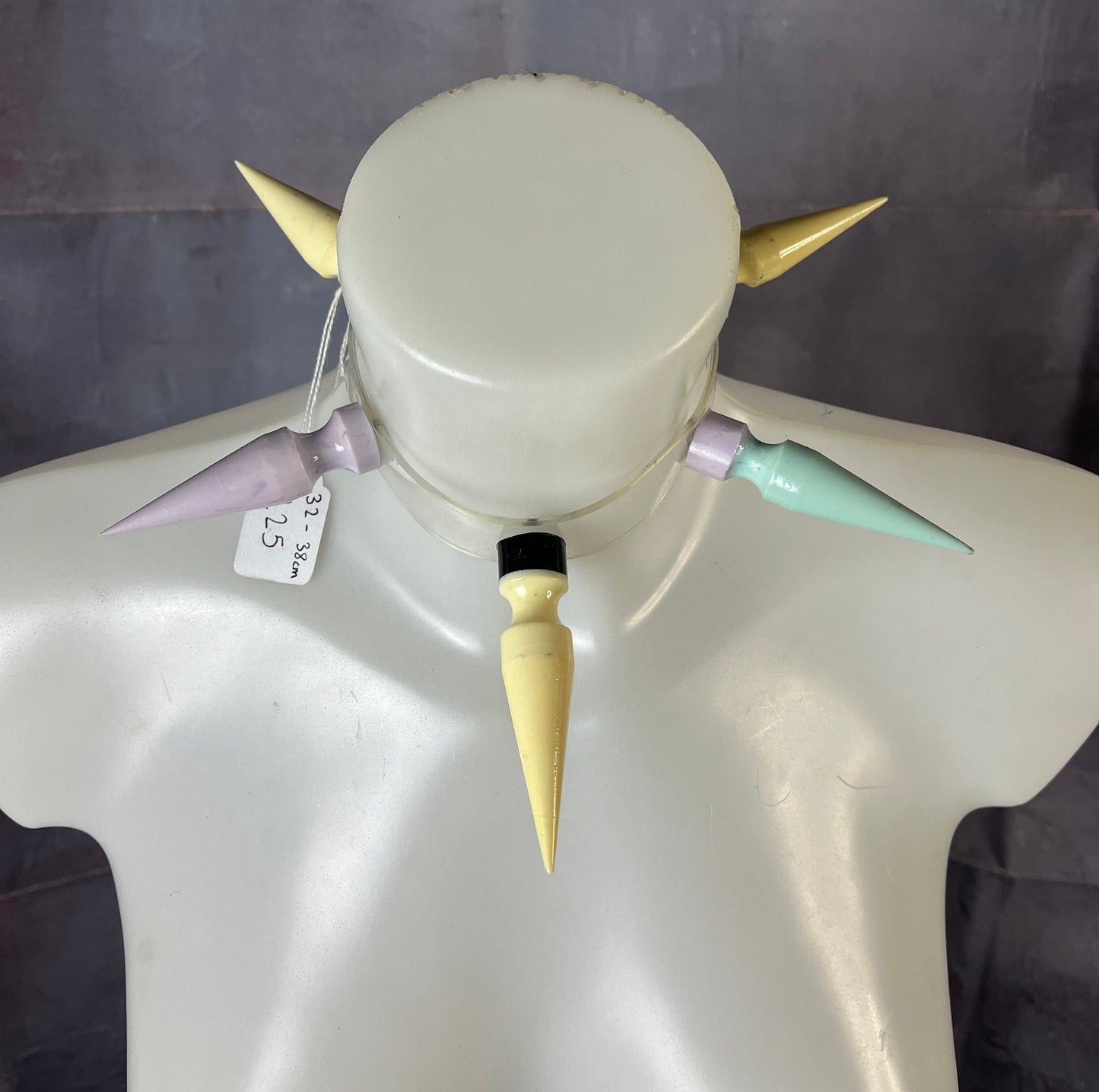 Giant Spike Choker - Pastel Cloud