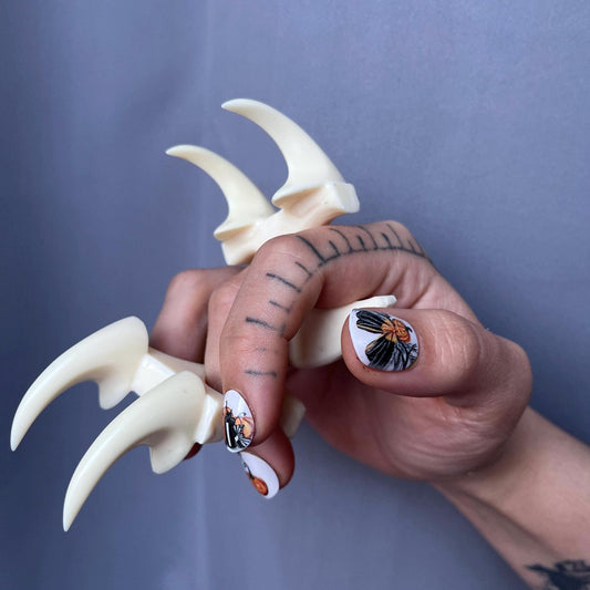 Handheld Claws - Bone Pair